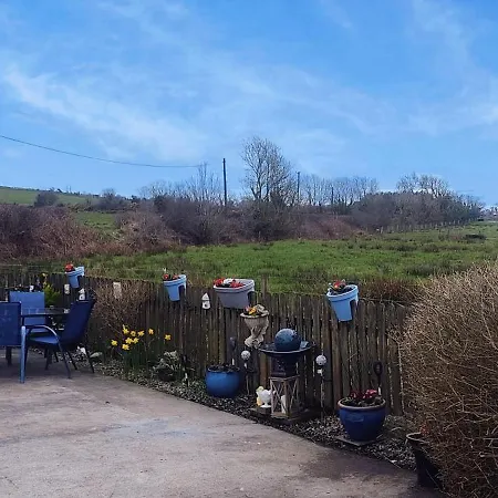 Cozy Retreat In Pet Friend Holiday home *